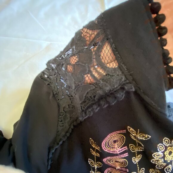 XHILARATION Embroidered Lace Long Sleeve Black Boho Midi Goth Dress XL EUC - Picture 8 of 15